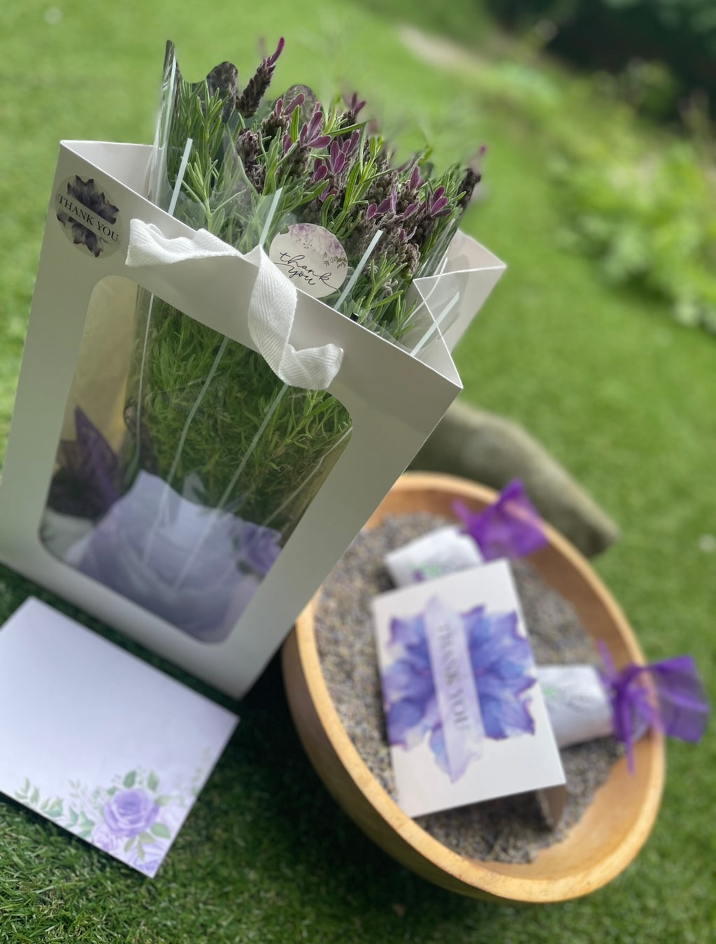 Lavissence – 100% Natural Lavender Gift Set